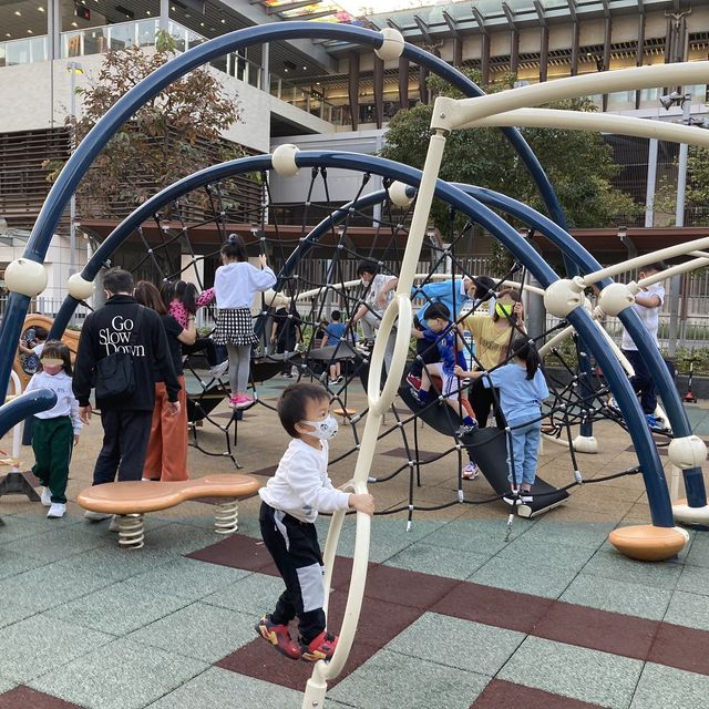 《✨超多攀爬設施嘅遊樂場》