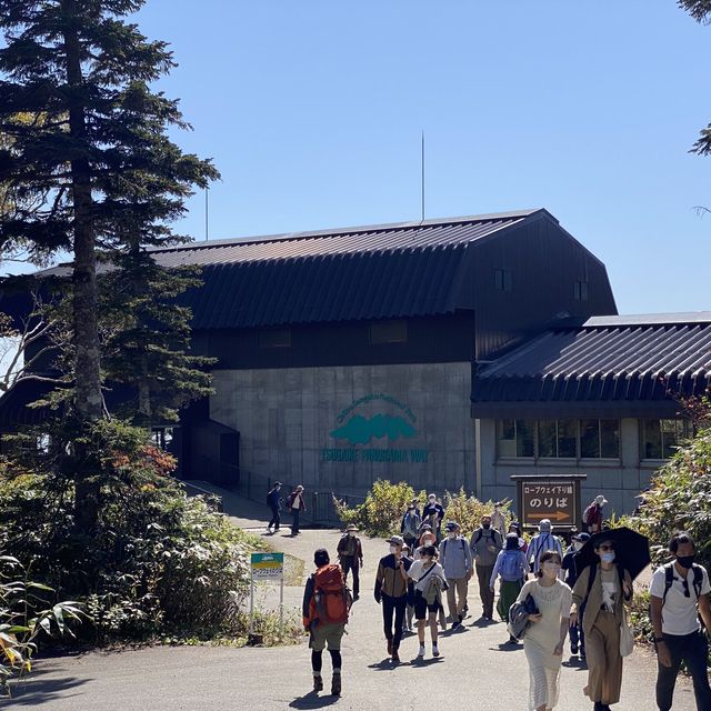 秋の栂池ロープウェイ自然園駅