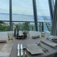 横浜の絶景を眺めながら極上の朝食【ザ・カハラ・ホテル&リゾート横浜】