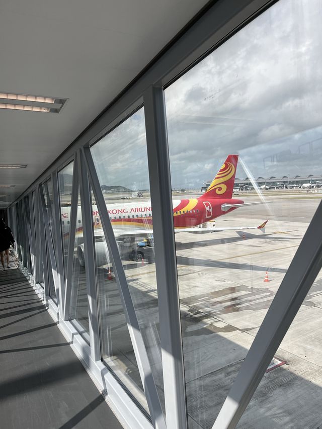 0+3的頭啖湯直擊香港國際機場🤩