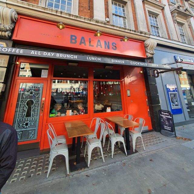 Balans Cafe in London