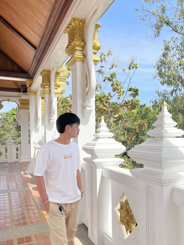วัดมหาธาตุแหลมสัก จ.กระบี่