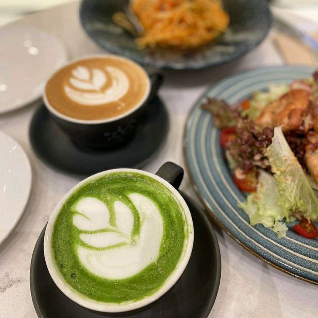 同同事食午餐一人一個就好