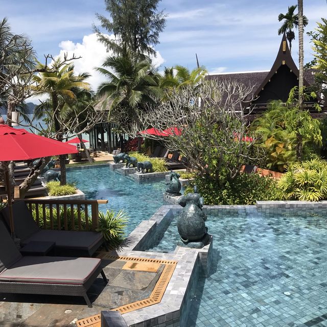 Amari Vogue Krabi หาดทับแขก
