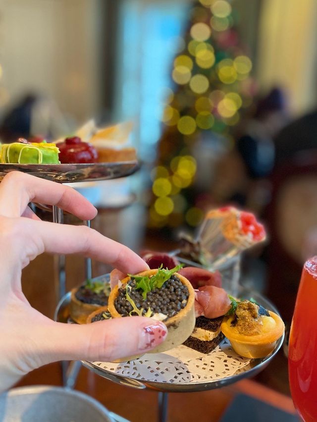 Walt’s Cafe Hong Kong Disneyland Hotel 
