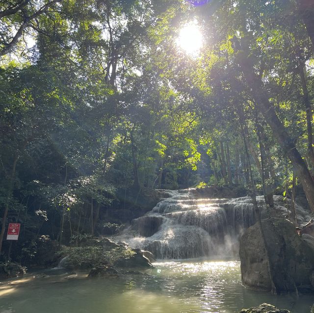 น้ำตกเอราวัณ สวรรค์เมืองกาญ 