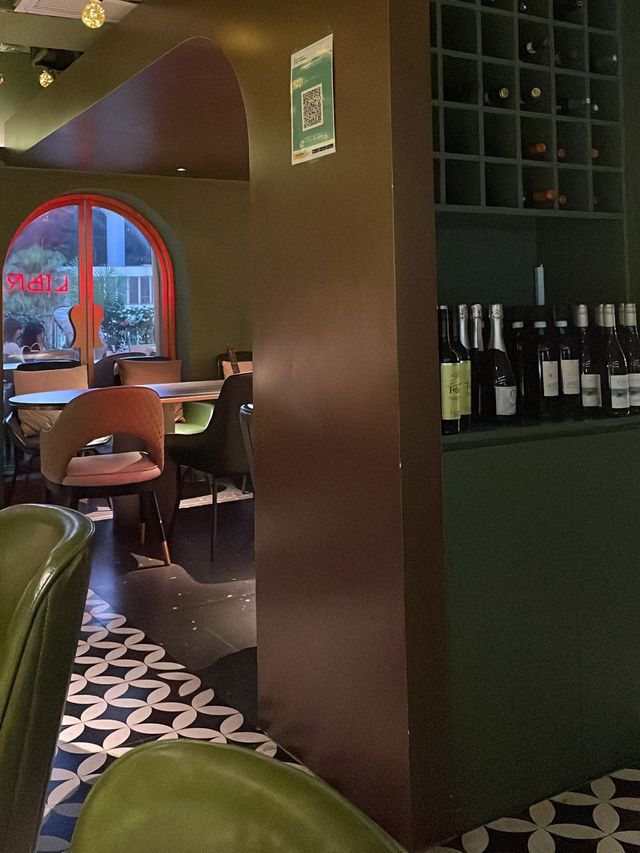 📍 Library Restaurant and Bar - 尖沙咀人氣打卡餐廳