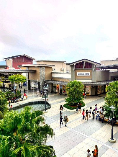 GENTING HIGHLANDS PREMIUM OUTLETS - KM13 Genting Highlands Resort, Genting,  Johor, Malaysia - Outlet Stores - Phone Number - Yelp