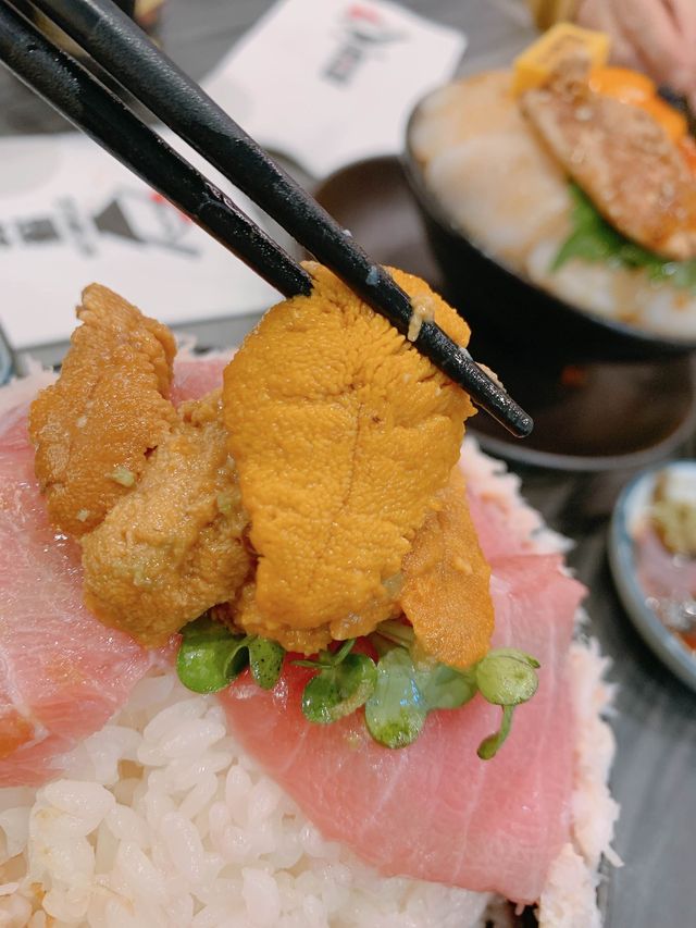 超浮誇澎湃足料新鮮海鮮丼飯🥢❗️
