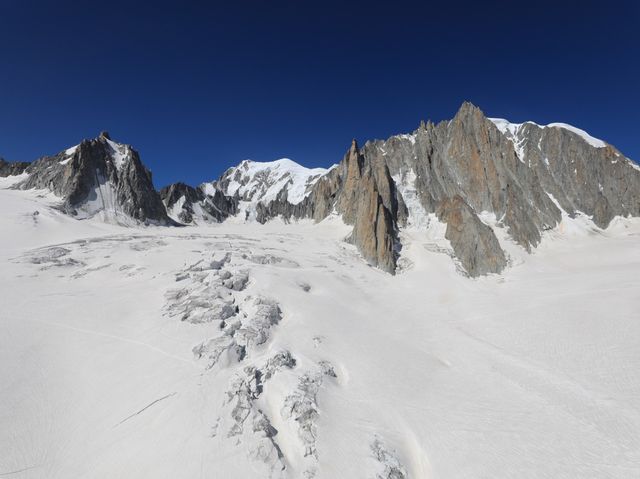 阿爾卑斯山脈主峰勃朗峰