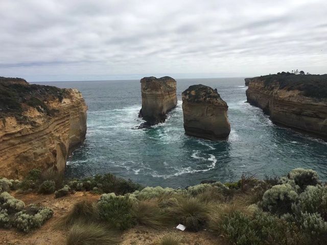 Natural art masterpiece: Twelve Apostles Rock