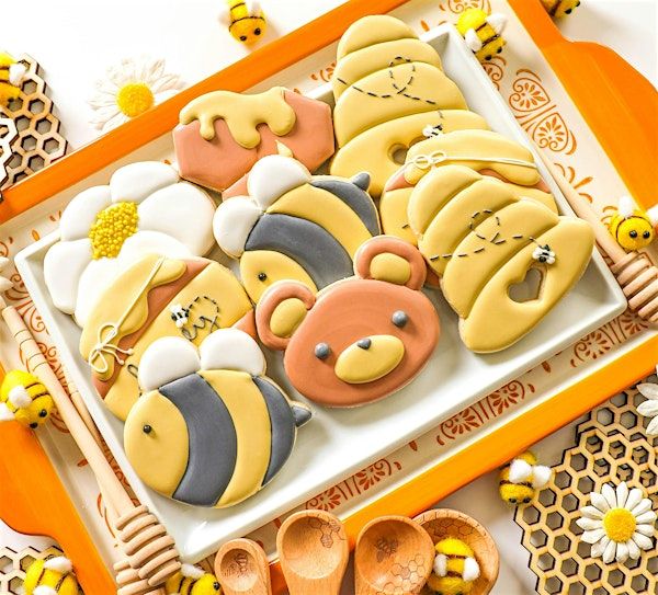 7:00pm - Oh Honey! I'm Comb! Sugar Cookie Decorating Class | Castle & Crown