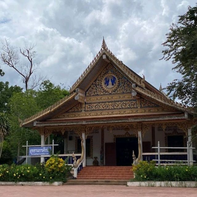 พระธาตุศรีสองรัก จ.เลย