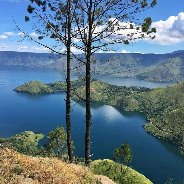 LAKE TOBA TOUR, NORTH SUMATRA