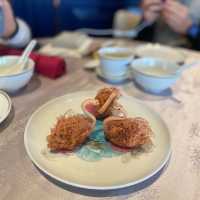 文華廳新裝潢 氣派典雅 深藍配香檳金