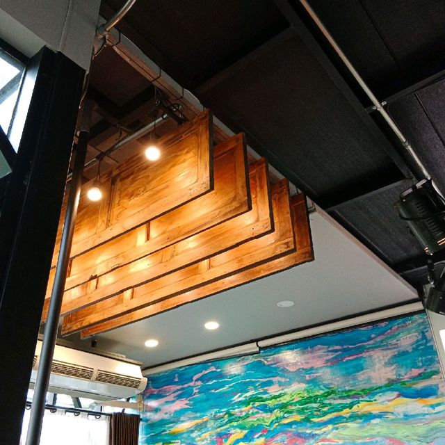 The Lao Cafe' Coffee& Music Angthong