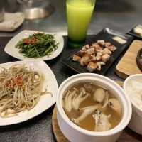 ［台北/中山］hot7新鐵板料理 台北長安東店｜王品最平價鐵板燒之原塊牛排好好吃(っ'ヮ'c)