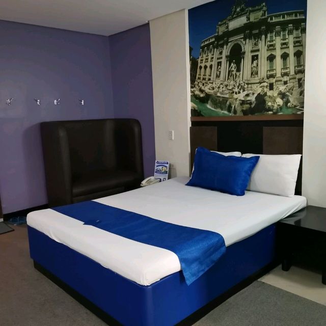 SHOP, RELAX AND STAY @ HOTEL DREAMWORLD CUBAO