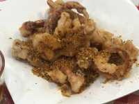 Affordable Seafood Dinner at Cheng Chau Seafront. 