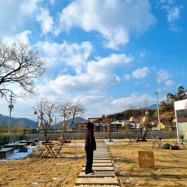 문경 시골 감성이 가득한 뷰 좋은 카페; 초계별채