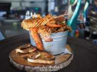 Seafood Bucket ริมหาด สมุย 
