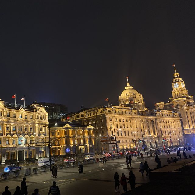DAZZLING COLONIAL ARCHITECTURE  