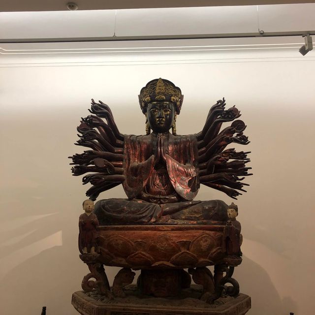 베트남 역사를 볼 수 있는 베트남 국립 미술관