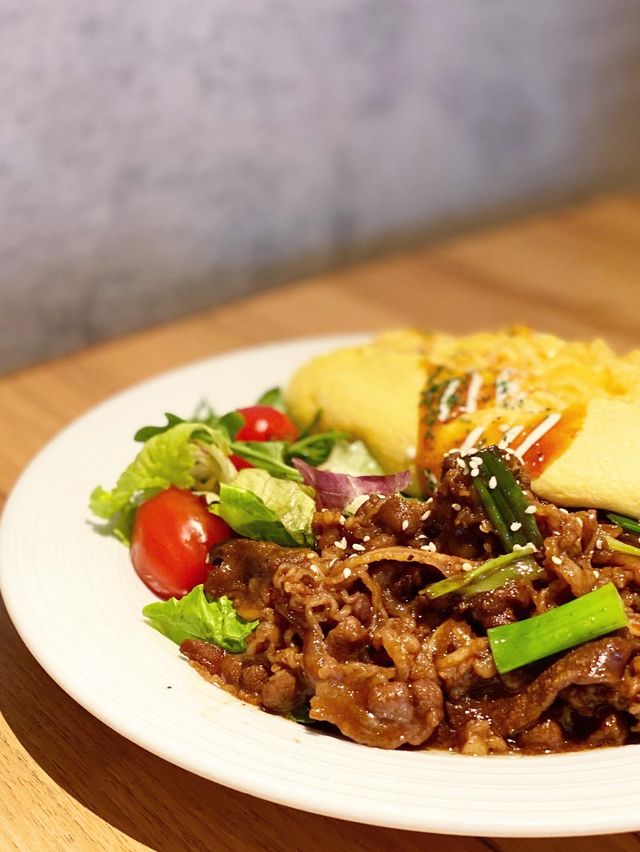 韓式蛋包飯！