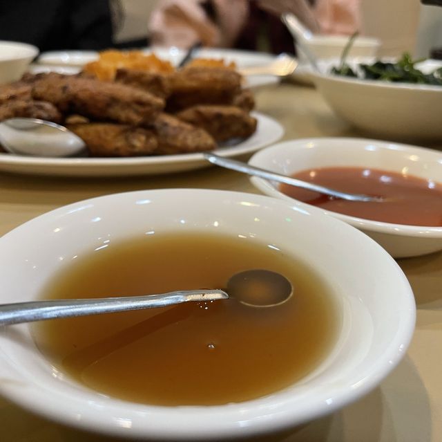 뭄바이에서 가장 유명한 중국식당 “Ling’s Pavilion”