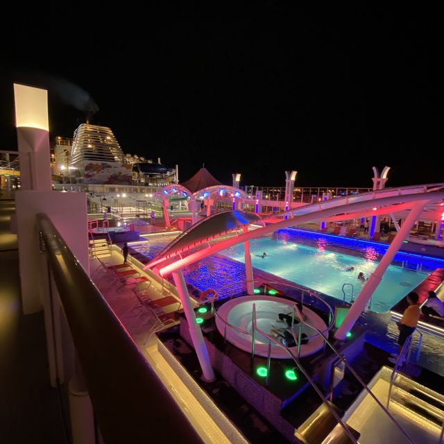 Resort World Cruise