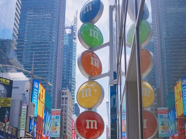 뉴욕 최대 번화가인 타임스퀘어 쇼핑할만한 곳 m&m