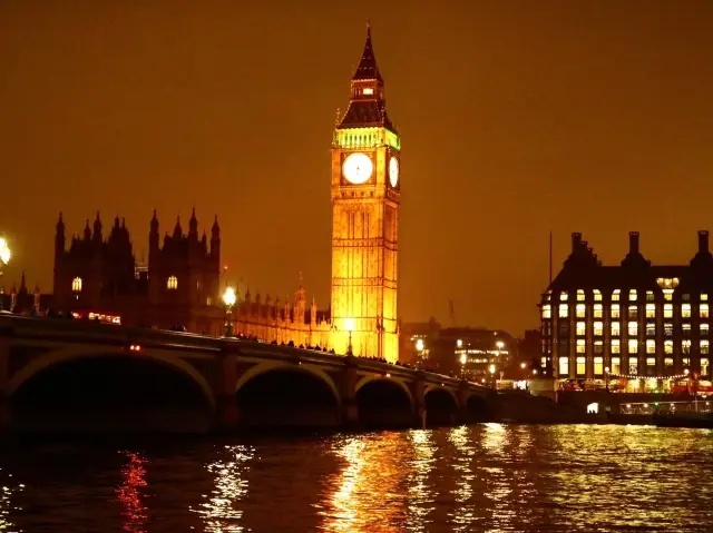 【ロンドンの象徴！】ビックベン時計台がロマンチックすぎた