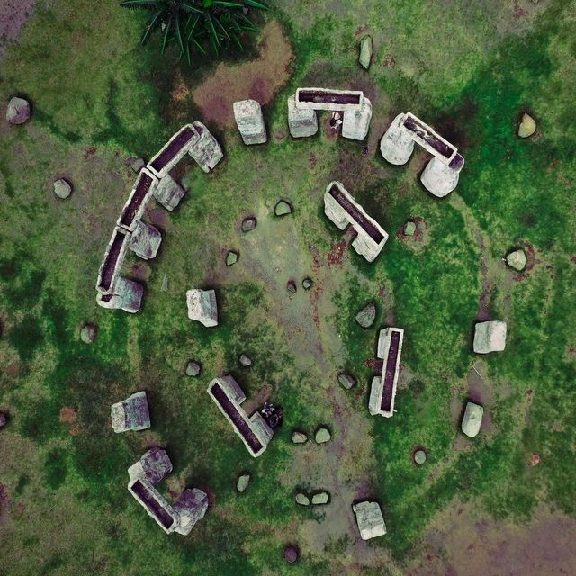 STONEHENGE MERAPI - YOGYAKARTA