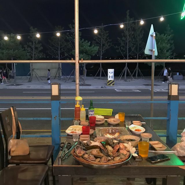 한여름밤의 꿀, 울산 "일산지 해수욕장"에서 