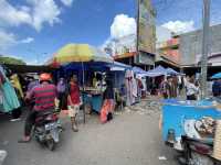 Outdoor farmers’ market