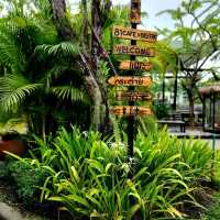 คาเฟ่ บาหลี 81 Cafe ลพบุรี