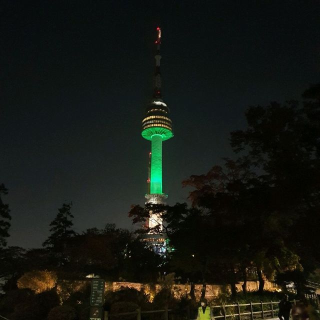 시티투어버스 타고 즐기는 서울타워의 야경⭐️
