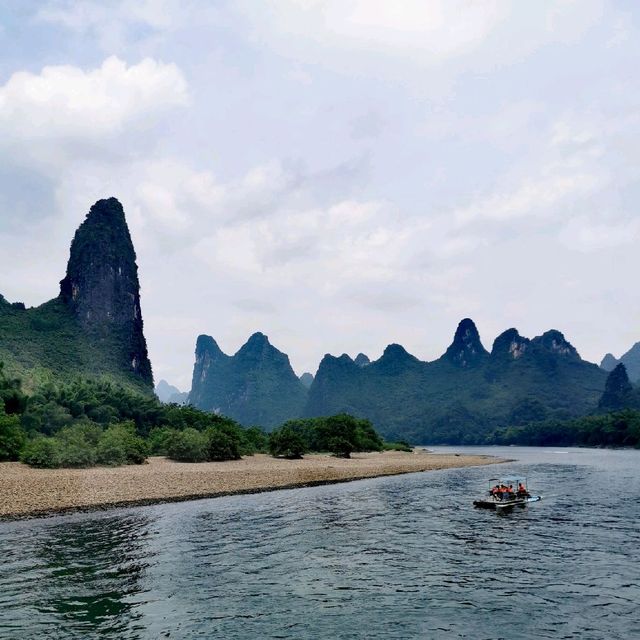 Spectacular Li river. 