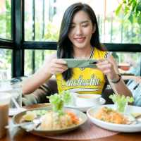 ฟาร์มสุข Market cafe 🏡 - Khon Kaen