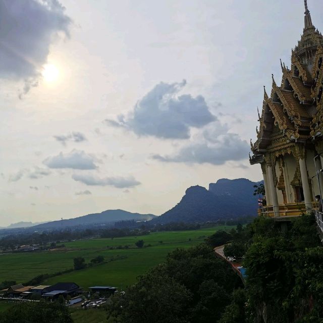 วัดถ้ำเสือ 