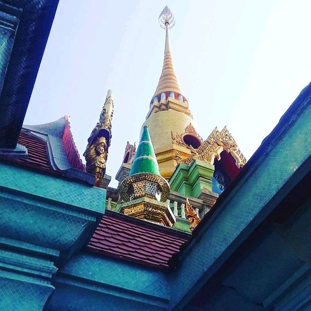 พระมหาธาตุเจดีย์ภักดีประกาศ ประจวบคีรีขันธ์