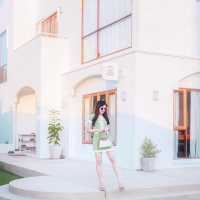 คาเฟ่ในบ้านสีขาว สุดมินิมอล! น่ารักสุด ถ่ายรูปสวย