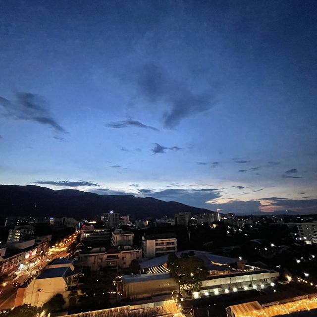 Rooftop ดาดฟ้า เมญ่าเขียงใหม่