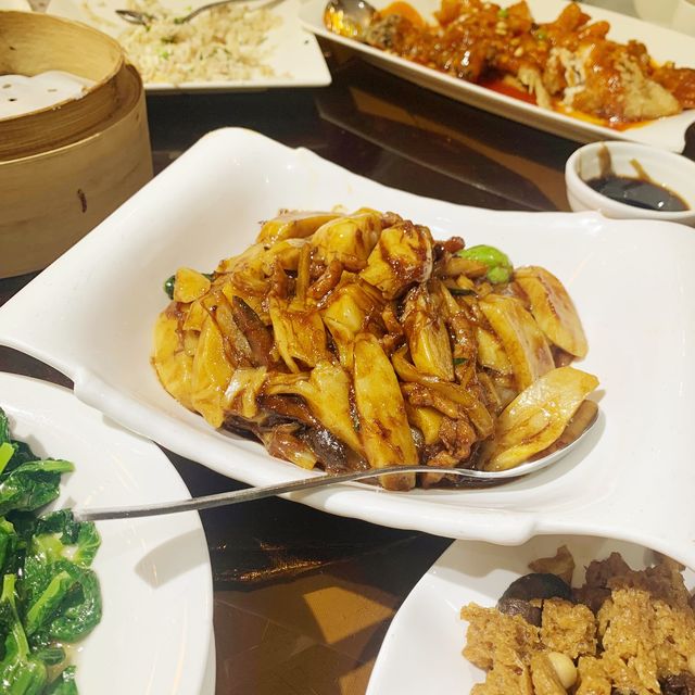 正宗上海菜 ~ 滬江飯店 正宗上海菜 ~ 滬江飯店