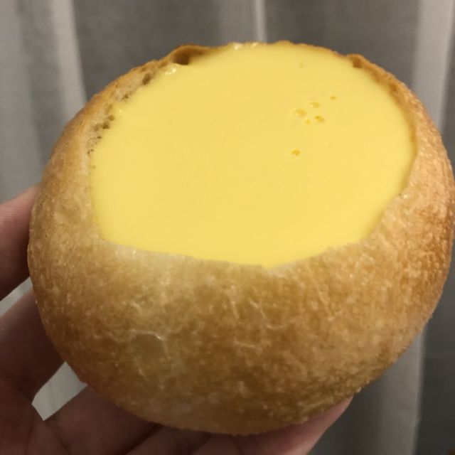 何文田平民餅店 竟然有法式布甸麵包賣？😮