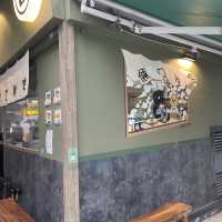 人氣人龍小食店