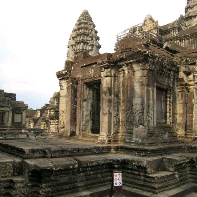Hindu Buddhist temple 