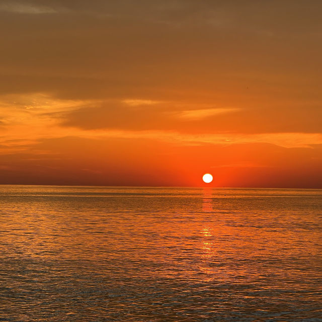 หาดไม้ขาว