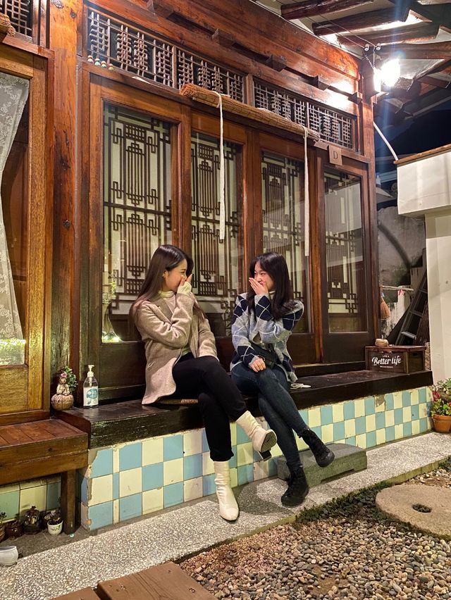 경주황리단길에 위치해있는 한옥체험이 가능한 장미여관 🌹