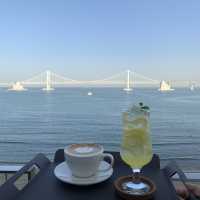 전망 좋은 오션뷰 루프탑 카페, 부산 광안리 카페 [컵앤컵]